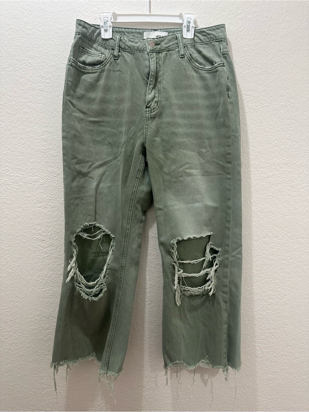 VERVET Los Angeles distressed jeans in an olive/army green wash, size 29